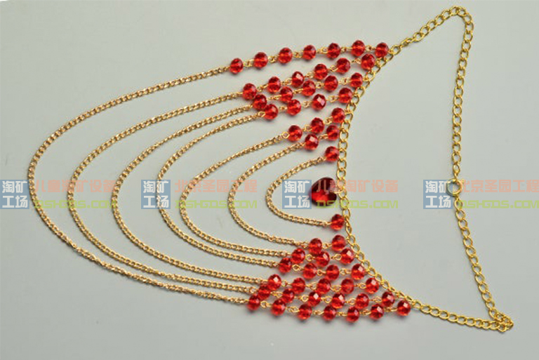 如何制作紅色玻璃珠和心珠多股鏈項(xiàng)鏈